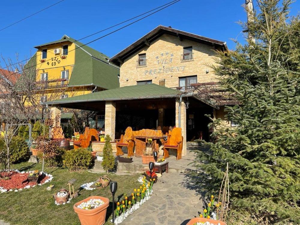 Vila Prezident Sremski Karlovci Exterior foto